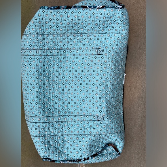 Vera Bradley Java Blue XL Overnight Duffle - Picture 12 of 14
